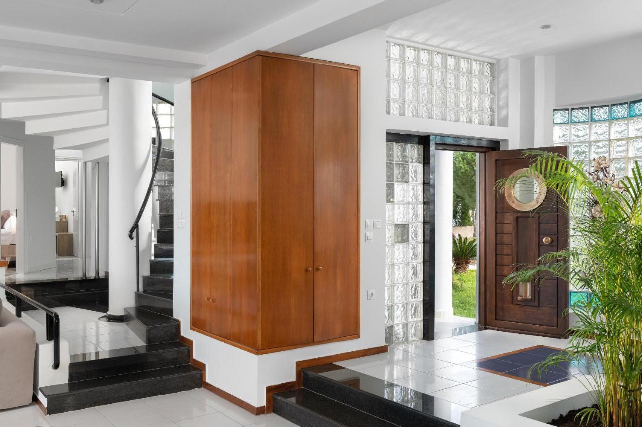 Monte Smith Luxury